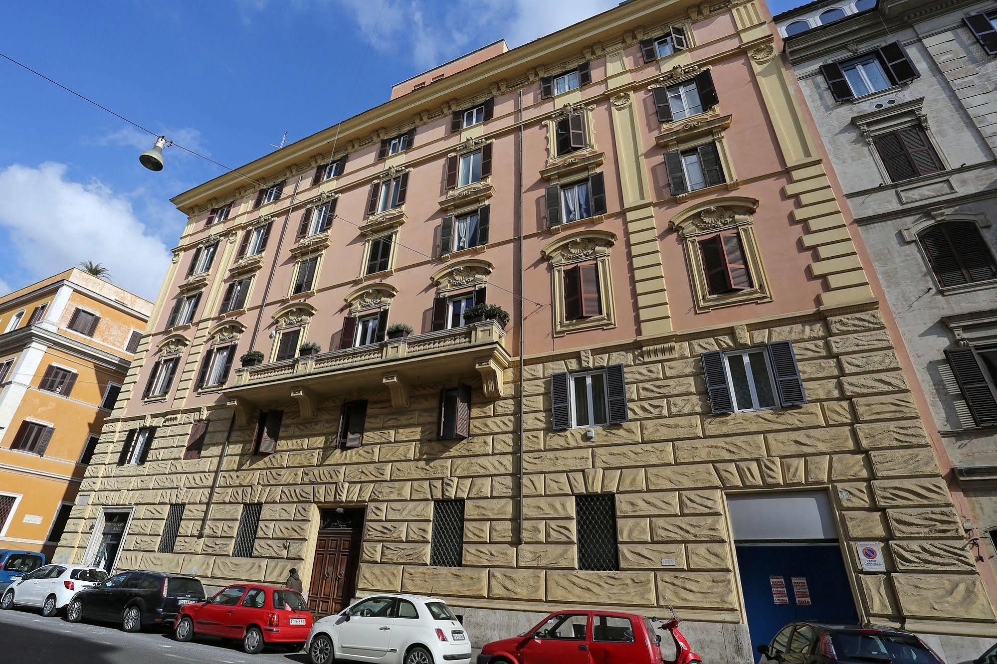 Capricci Romani Luaran gambar