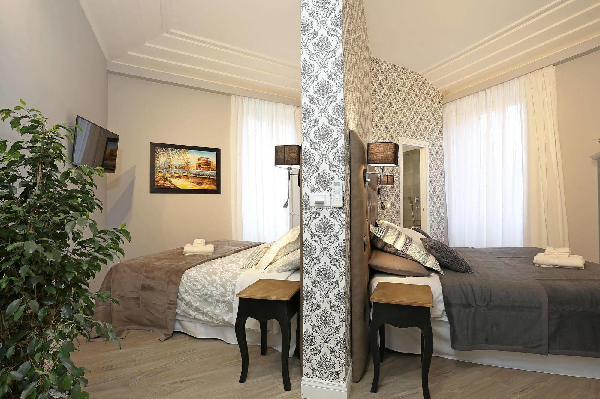 Capricci Romani Luaran gambar